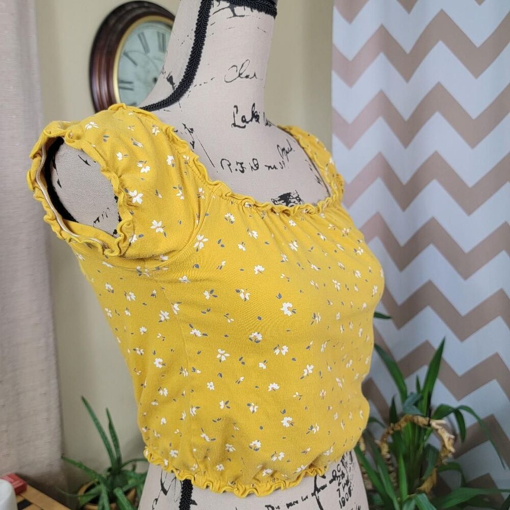 Arizona Women's White and Yellow Crop-top - Picture 3 of 5